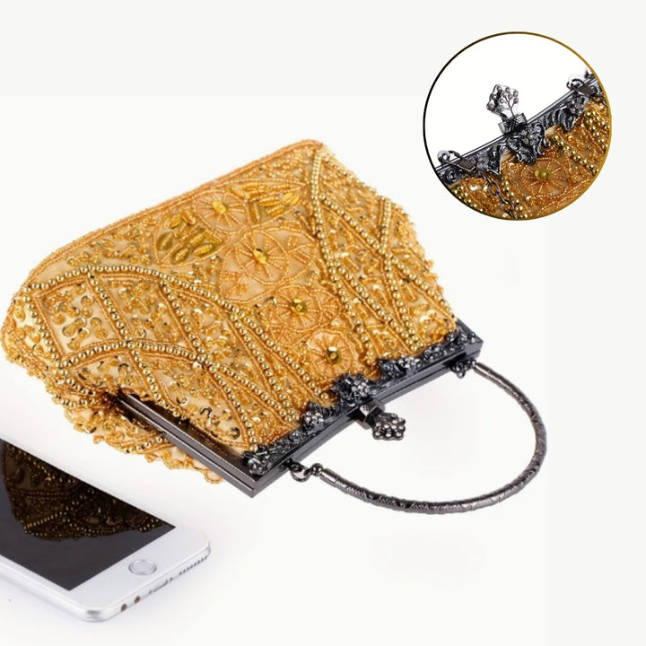Detalhes da Bolsa de festa dourada com acabamento em pedrarias e fecho retrô sofisticado - loja Bolsa Clutch