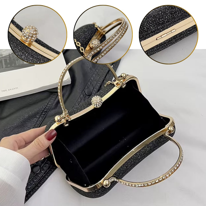 Interior forrado e detalhes da Bolsa clutch festa preta elegance com brilho sutil, design retangular arredondado. Alça de mão superior dourada com detalhes em strass, fecho de esfera cravejada e alça de corrente fina dourada. Ideal para festas e eventos formais.