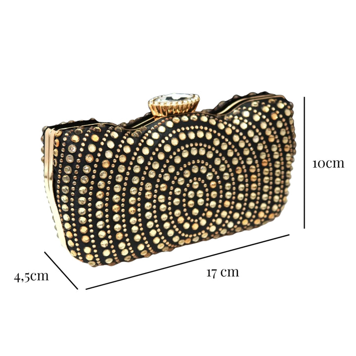 Medidas da linda Bolsa de festa preta com aplicação de pedrarias douradas e fecho cravejado em cristal, com corrente fina dourada - loja Bolsa Clutch