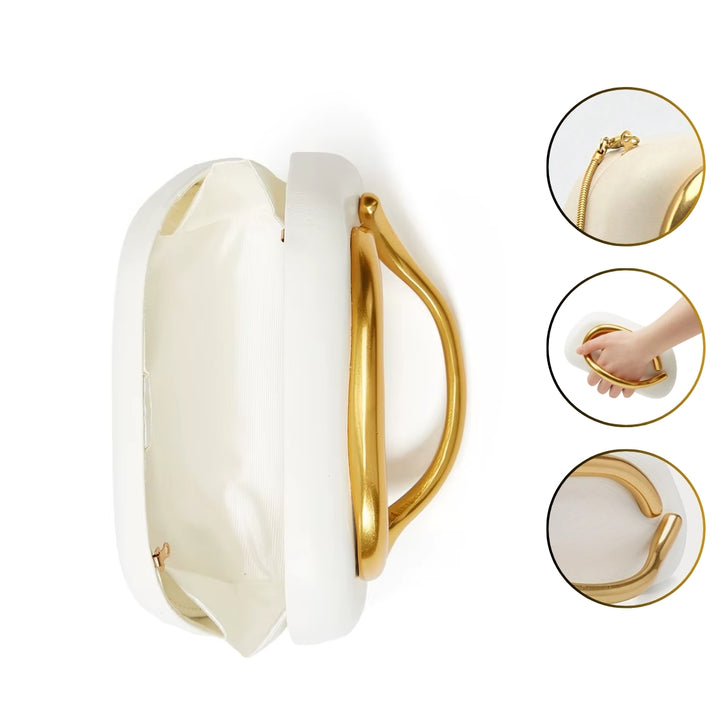 Detalhes da Bolsa clutch festa branca dourada, rígida, com design moderno e alça de mão em metal dourado integrada. Detalhe da alça e zíper dourado interno. Ideal para eventos noturnos.